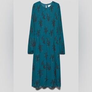 New Aritzia Wilfred Daydreamer Pleated chiffon midi dress